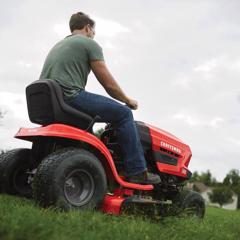 Craftsman 42 in. Gear GAS Riding Mower