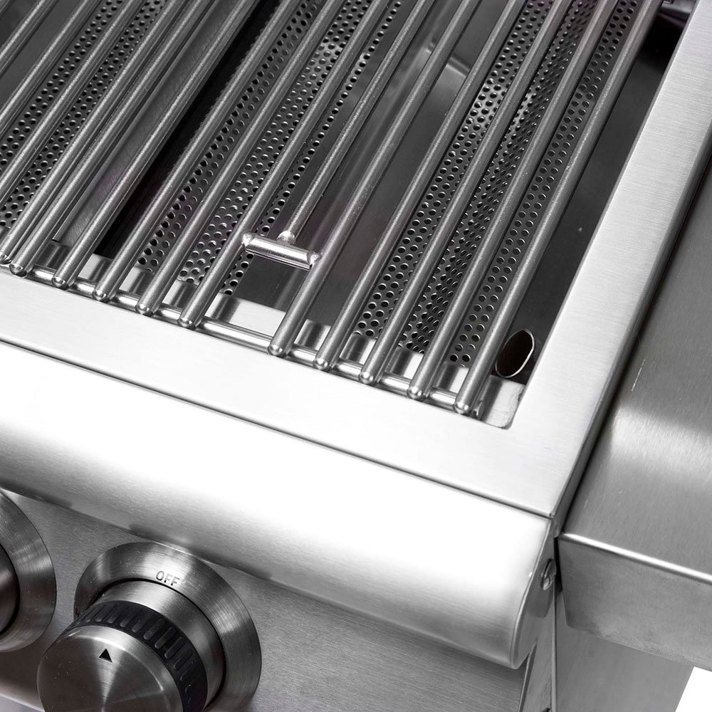 Blaze Grills LTE 32-Inch 4-Burner Built-In Natural Gas Grill with Rear Infrared Burner & Grill Lights