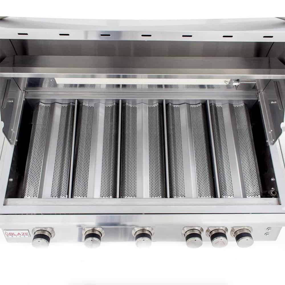 Blaze Grills LTE 40-Inch 5-Burner Built-In Natural Gas Grill with Rear Infrared Burner & Grill Lights