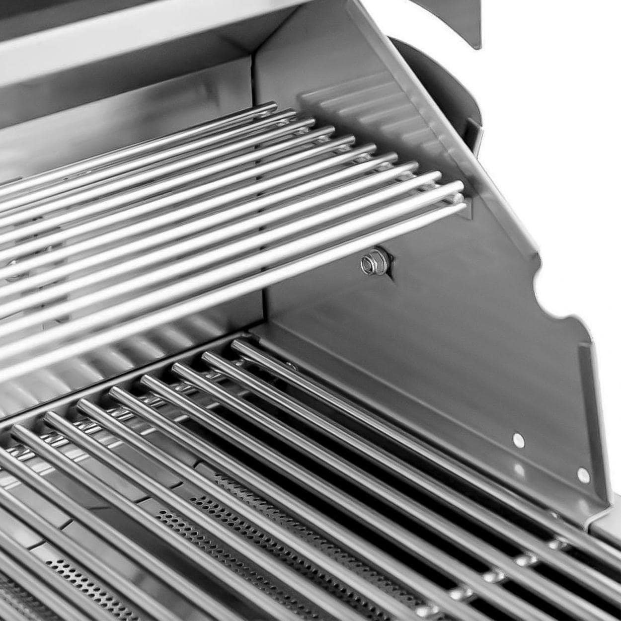 Blaze Grills Prelude LBM 25-Inch 3-Burner Built-In Natural Gas Grill