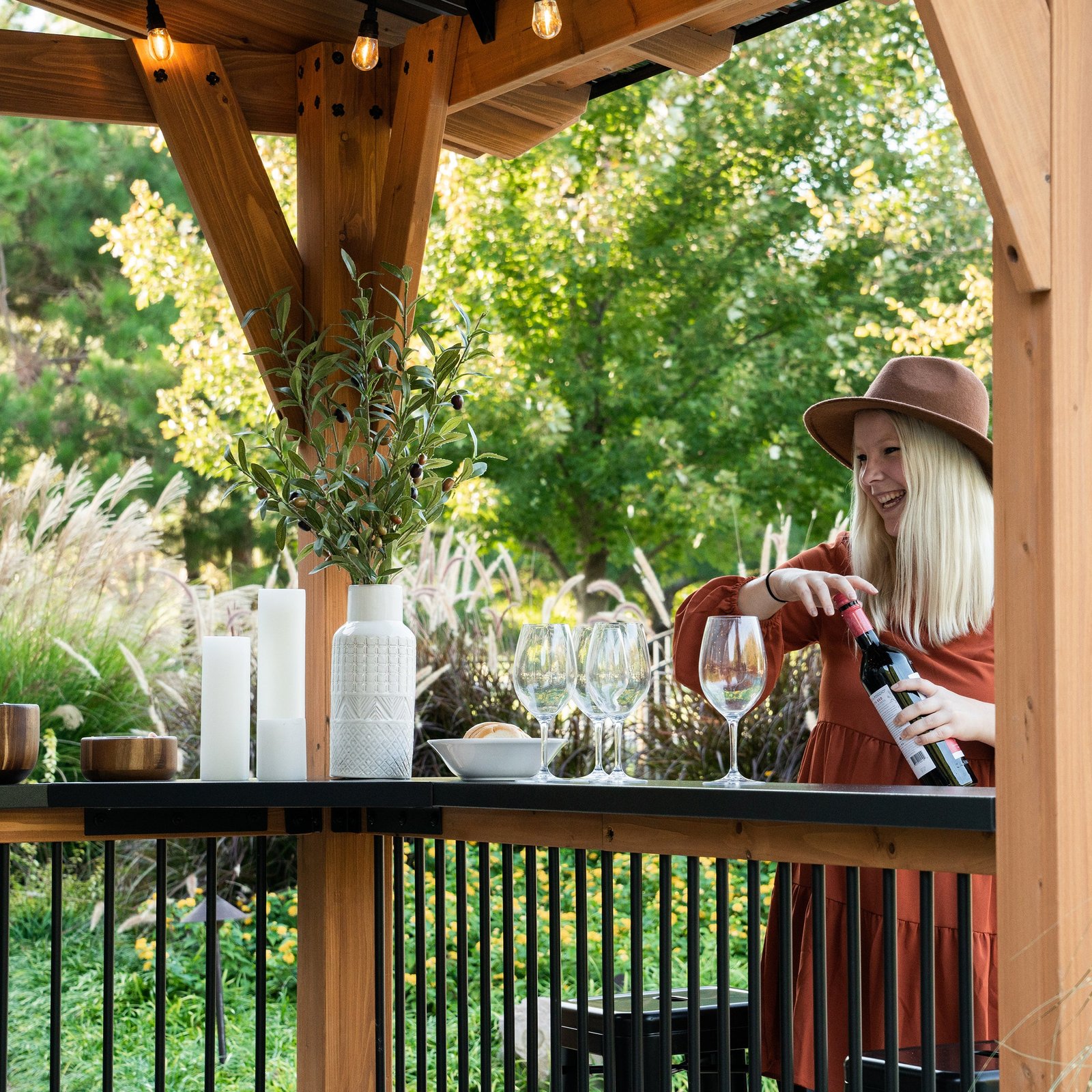 Granada Girll Gazebo With outdoor Bar