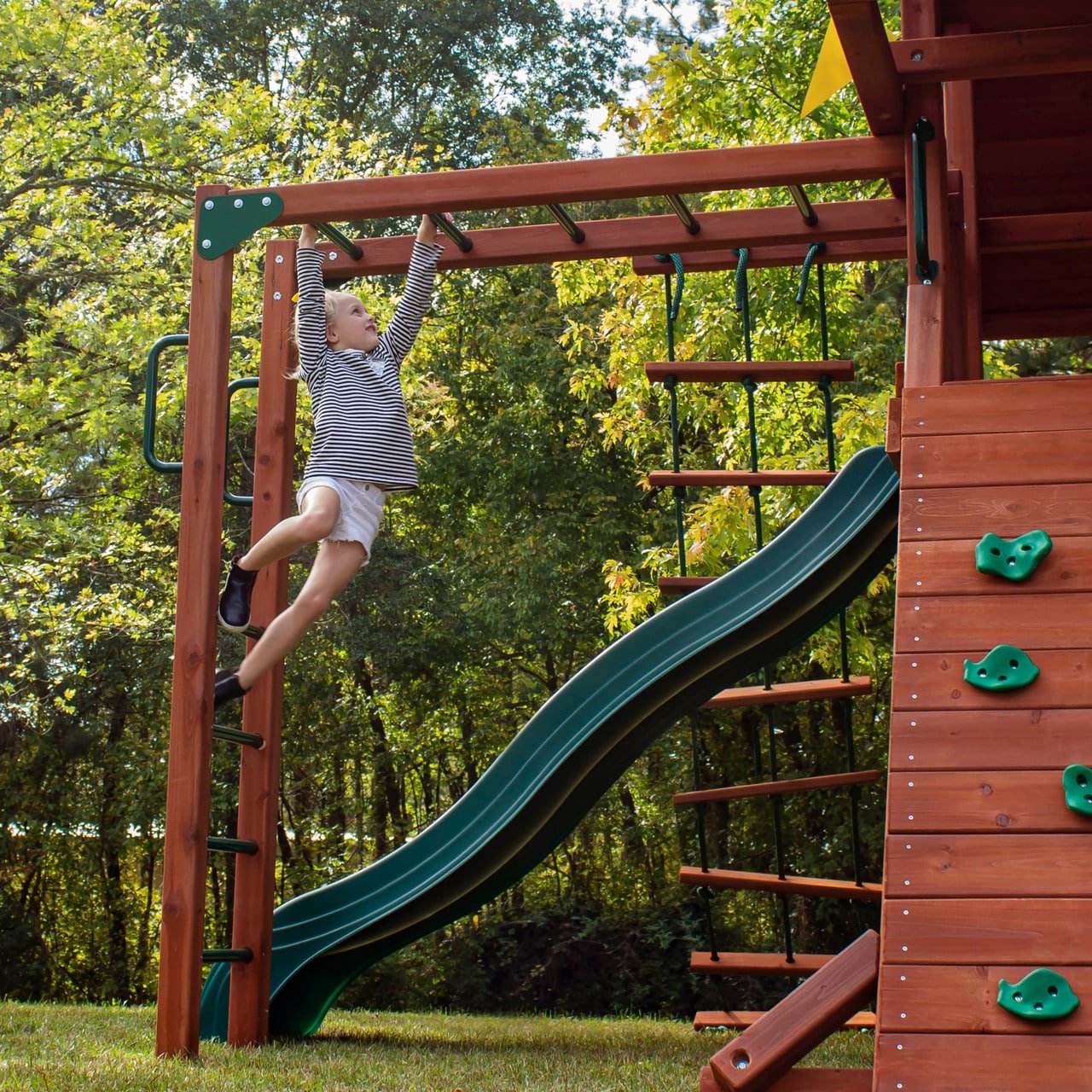 Sun Vaalley Swing Set